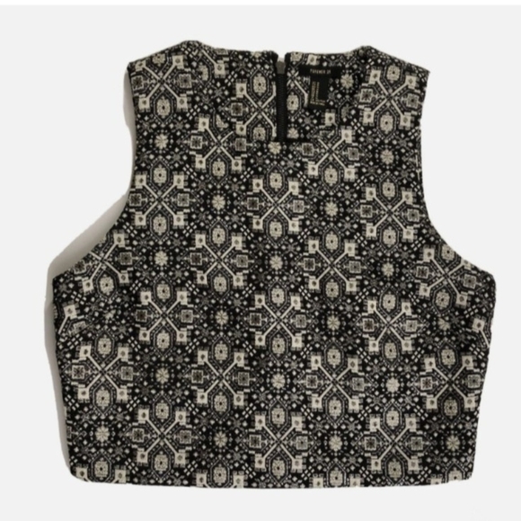 NWT - Forever 21 Women's Cropped Sleeveless Top - Picture 1 of 7